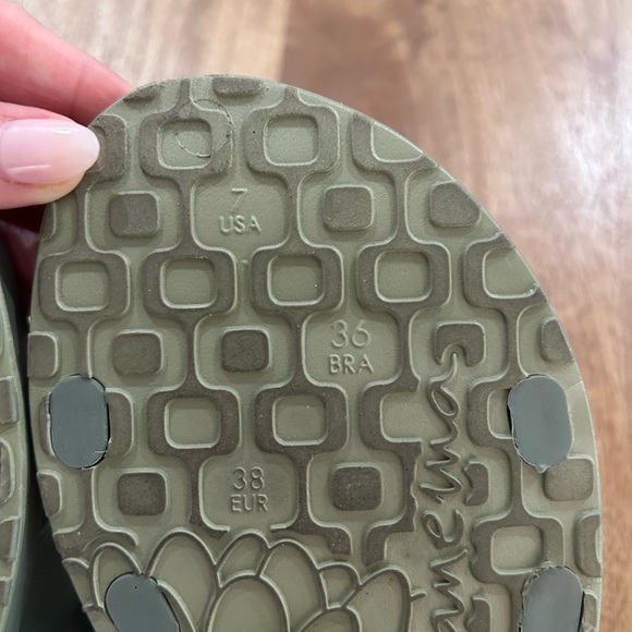 Ipanema Olive Green Slippers - Picture 4 of 6